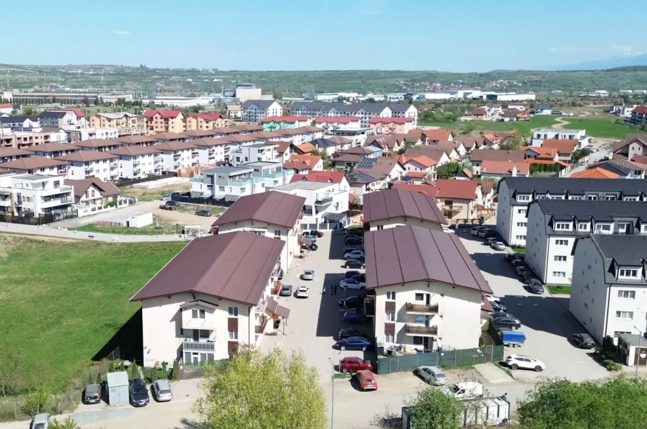 Roses Garden - Selimbar